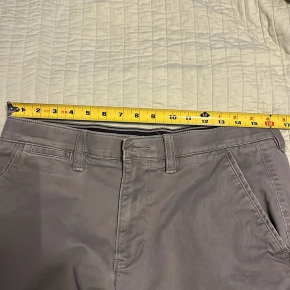 Gray stretch chino shorts 32 - Picture 8 of 11